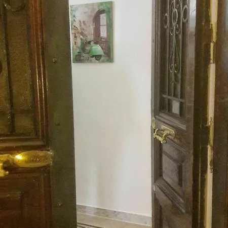 Tesoro Hotel *