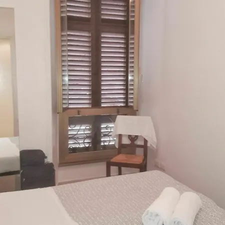 Tesoro Hotel *